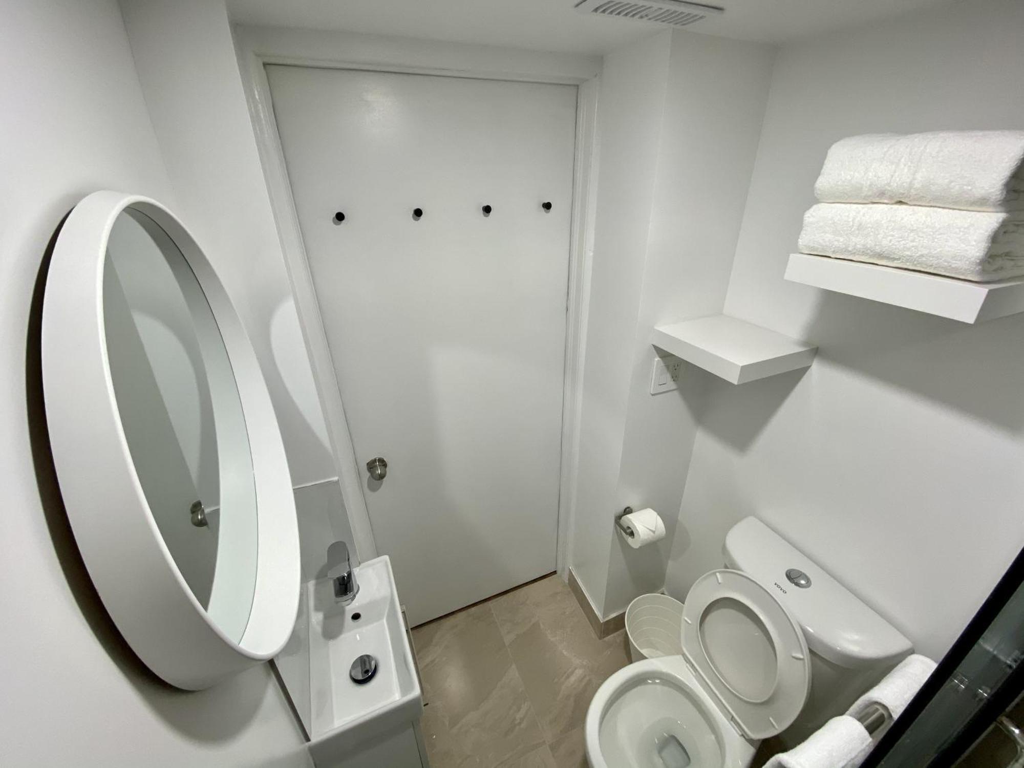 Affordable Room With Free Parking In Newmarket On Exteriör bild